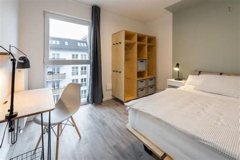 Student accommodation in Amsterdam: flats and rooms for rent.